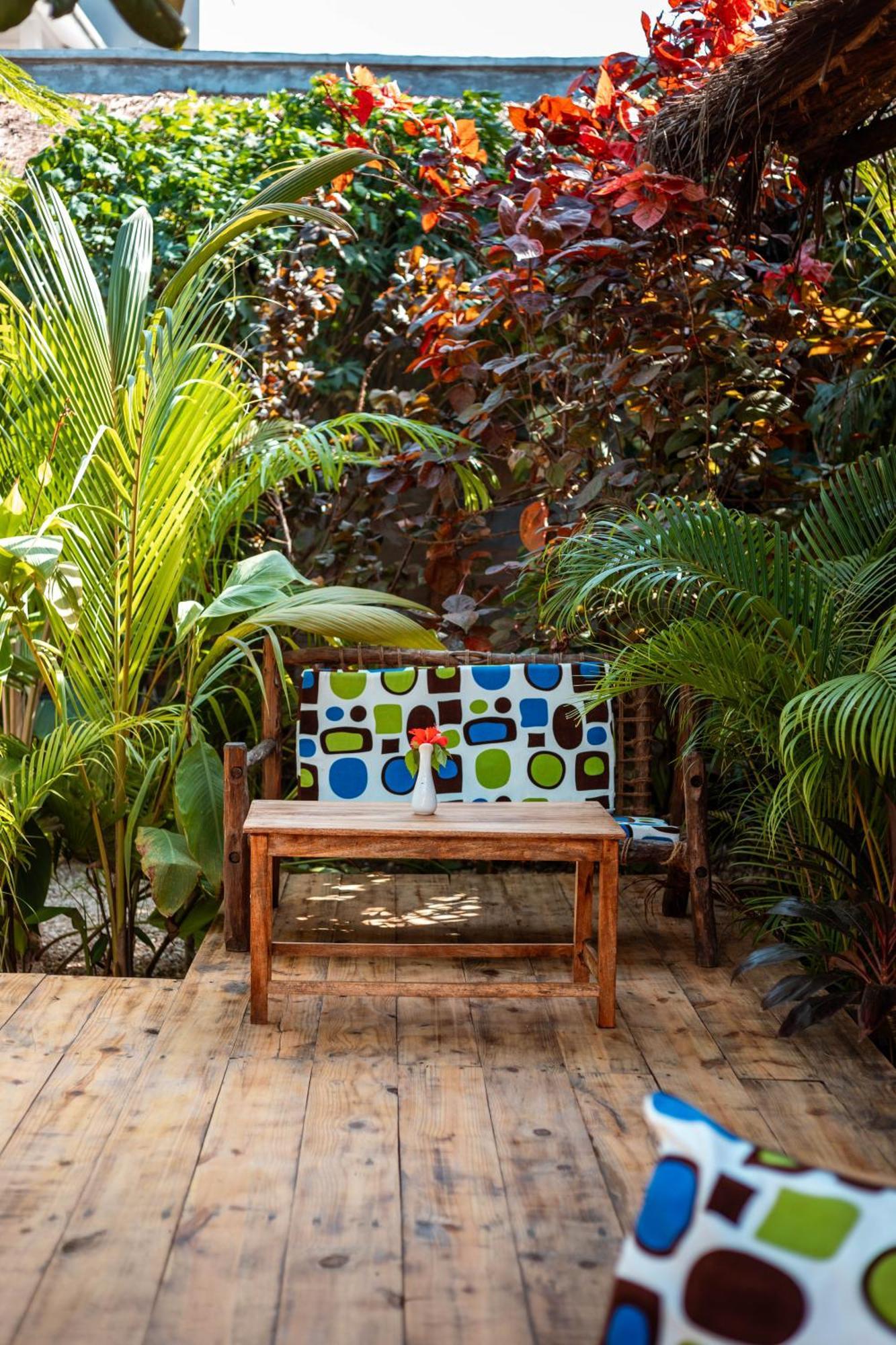 The Garten Living Paje Luaran gambar